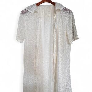 Vintage Elegant tie Robe